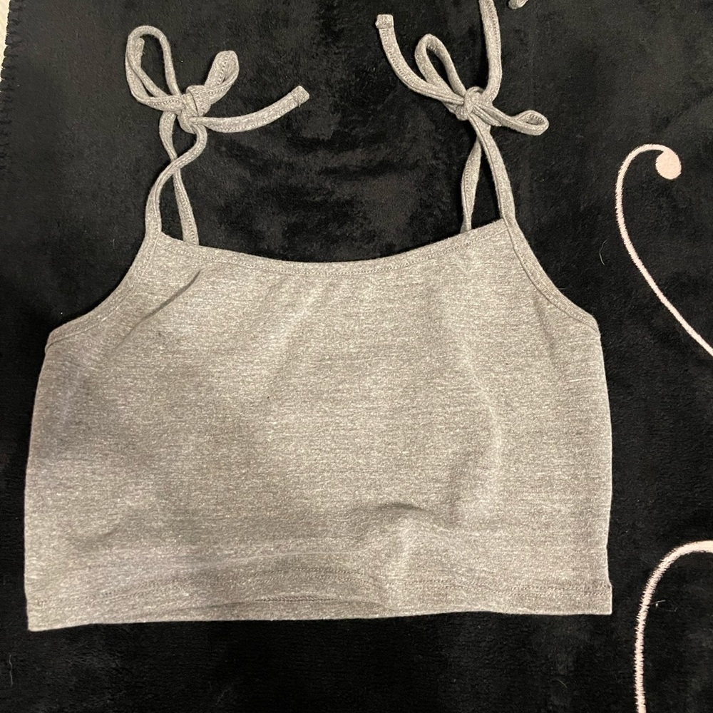 urban renewal/urban outfitters crop top